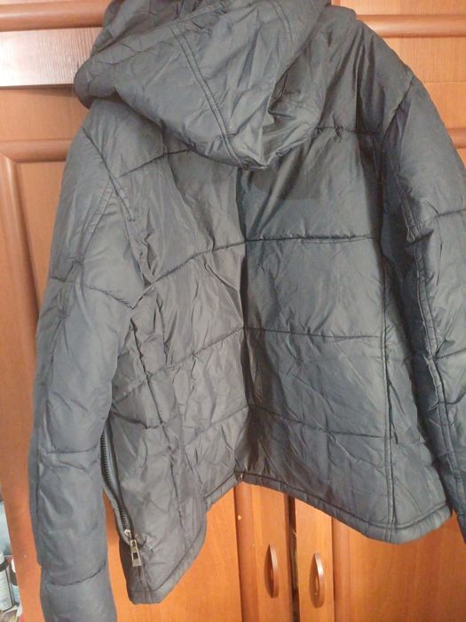 Подростковая куртка б,у.
