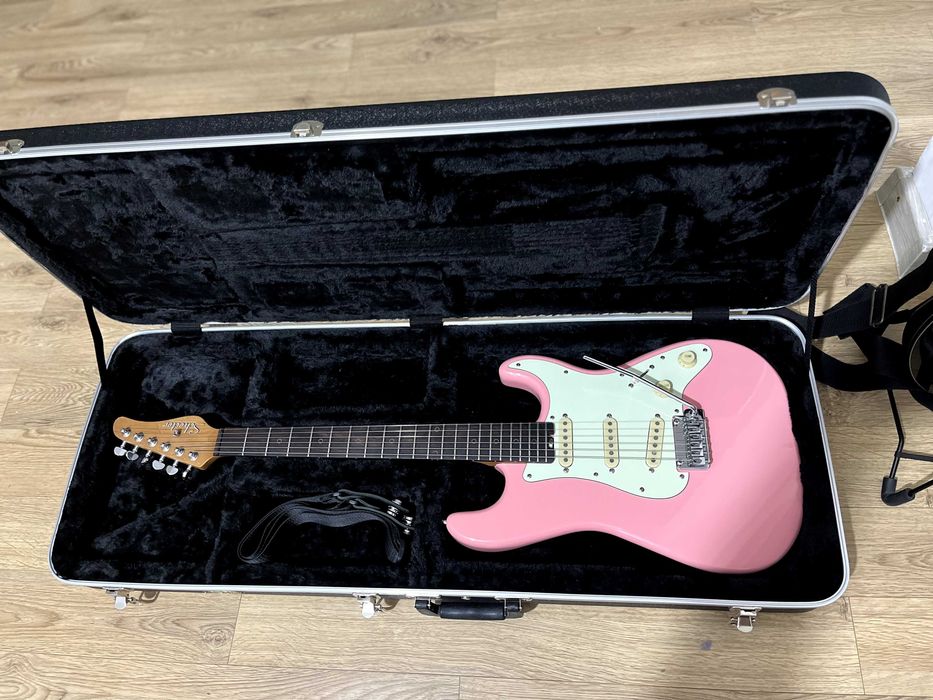 Schecter Nick Johnston Traditional SSS Atomic Coral