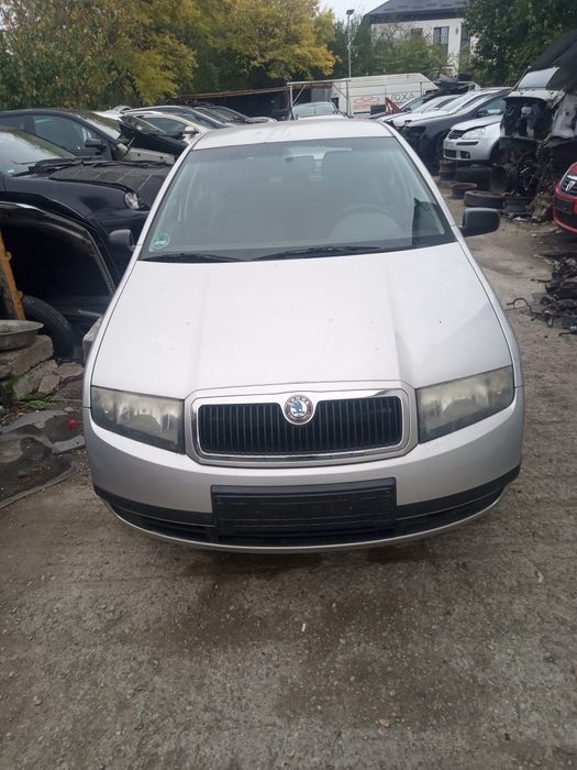 Vând Skoda Fabia
