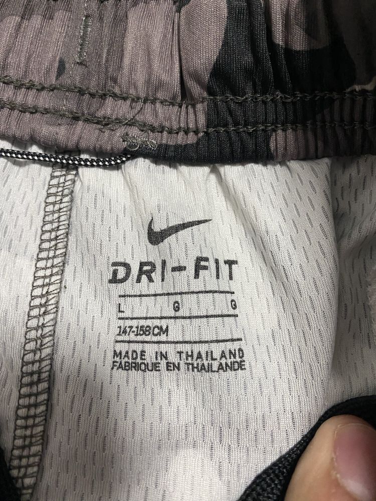 Детски къси гащи Nike