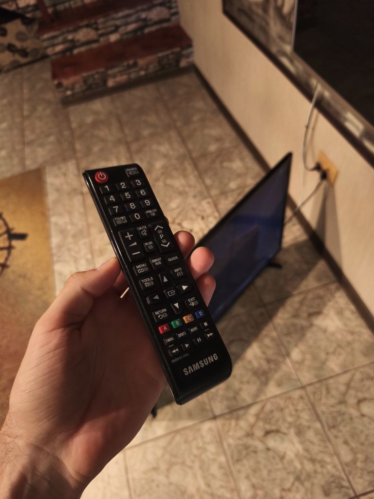 Televizor samsung smart [display spart] 100cm full hd UE40J5200AW