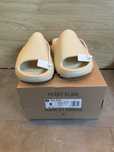 Yeezy Slide Bone Cream , Poze Reale