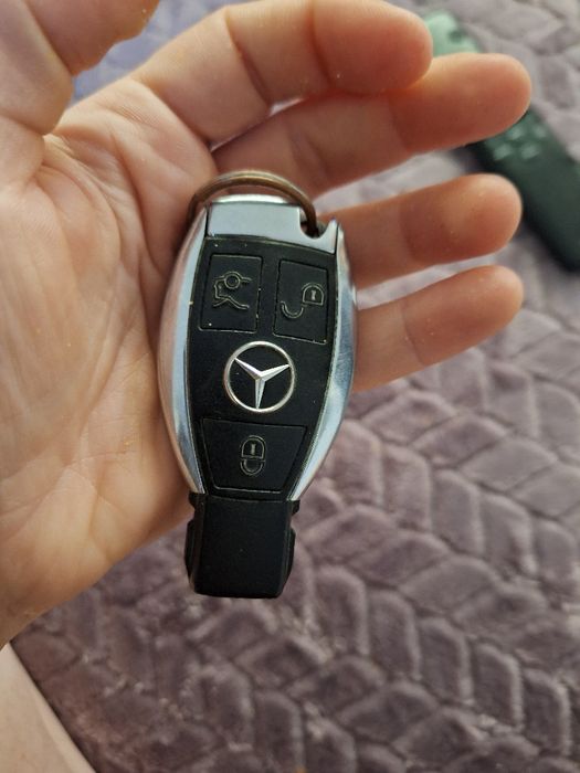 Cheie Mercedes-Benz