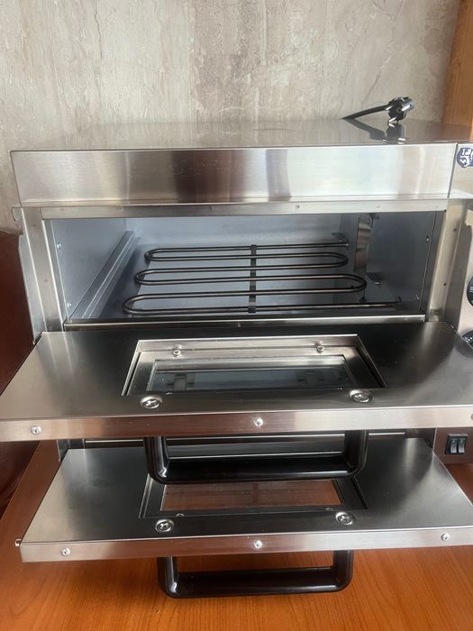 Cuptor pizza folosit scurt timp fara ambalaj original