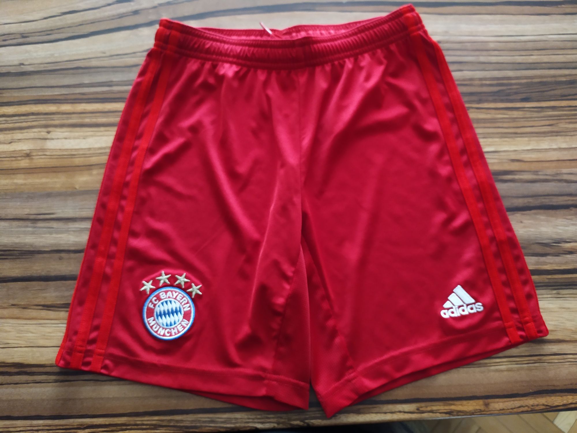 Къси панталони FC Bayern München