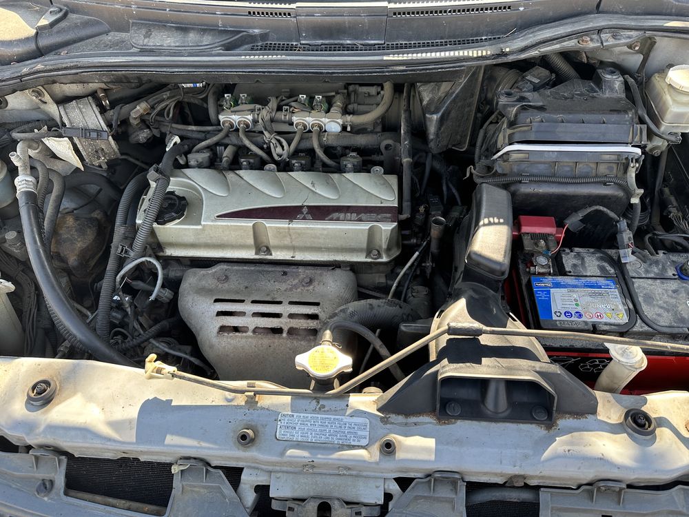 Dezmembrez mitsubishi grandis 2.4 i mitubishi