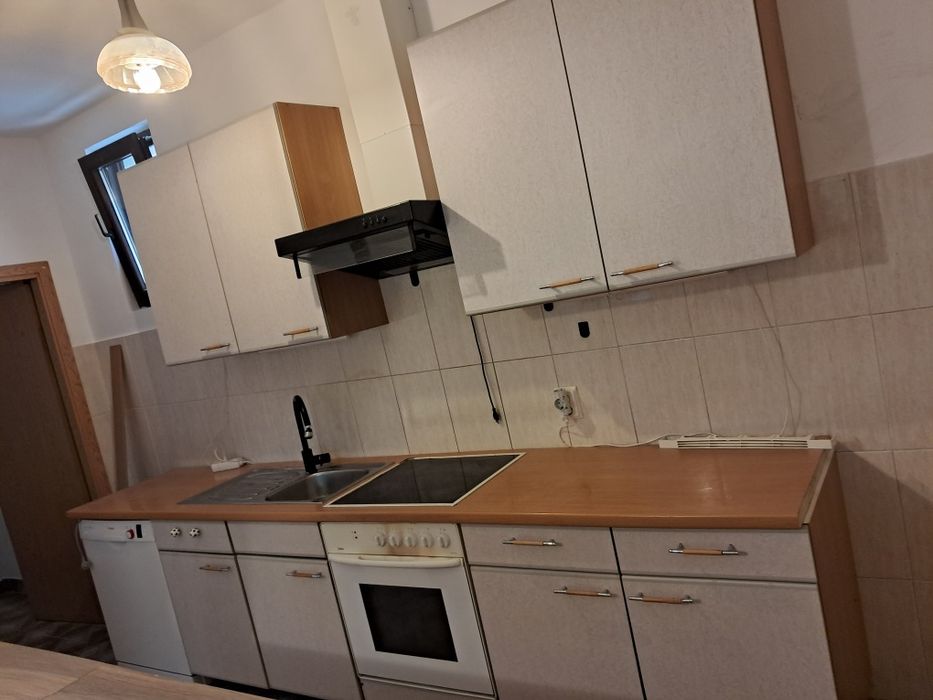 Vand mobila bucatarie