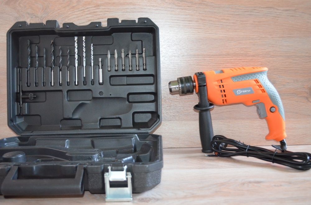 Дрель ударная HAINA с набором