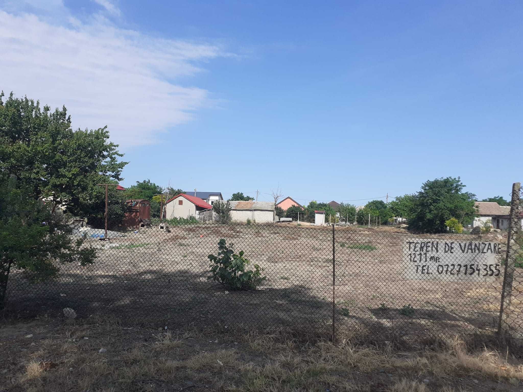 Teren intravilan cu deschidere  la drum, zona ferita de inundatii.