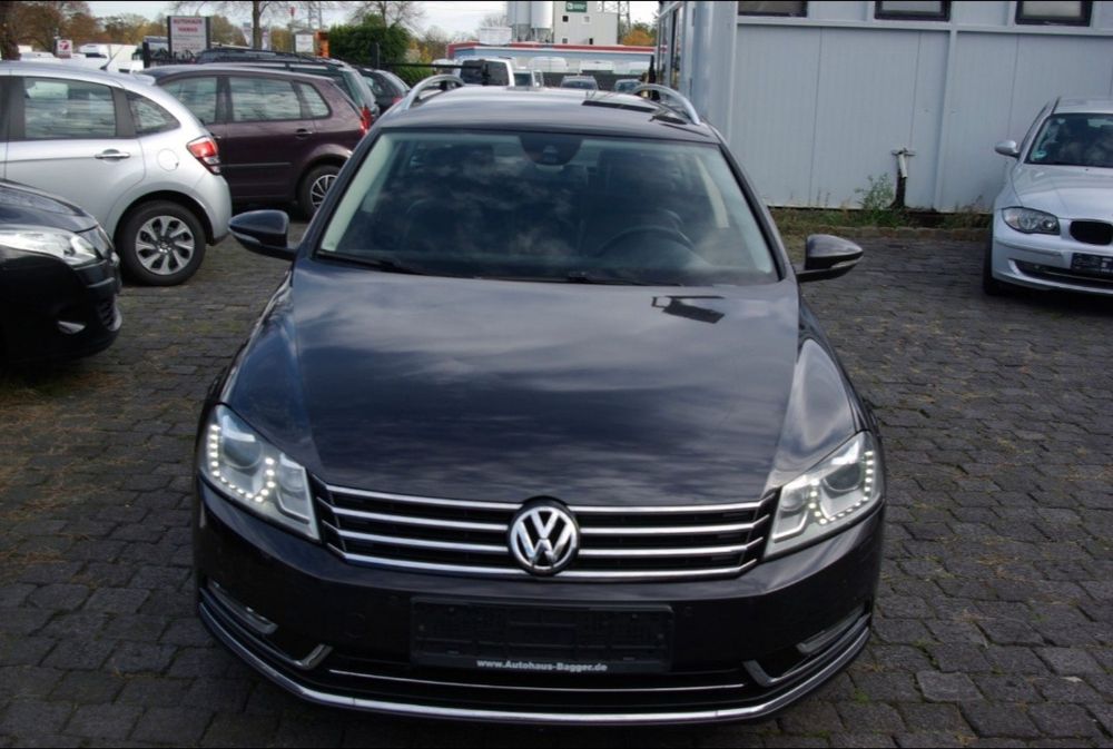 Volkswagen Passat Variant 1.8 TSI Highline BiXenon LED Alcantara Piele