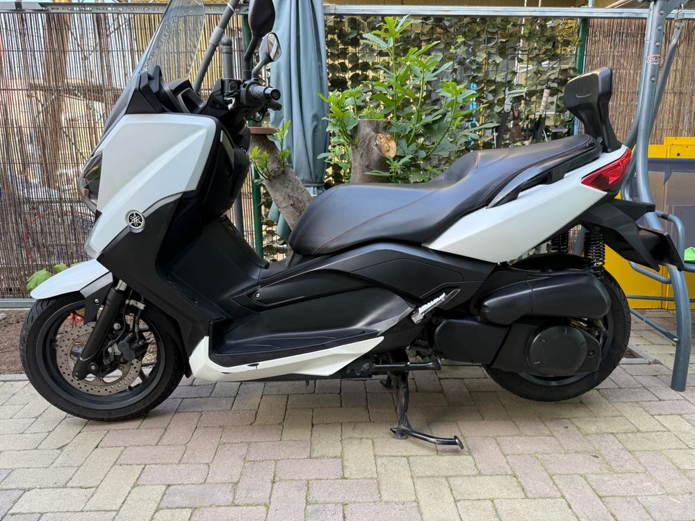 Scuter Yamaha XMAX 250 2015
