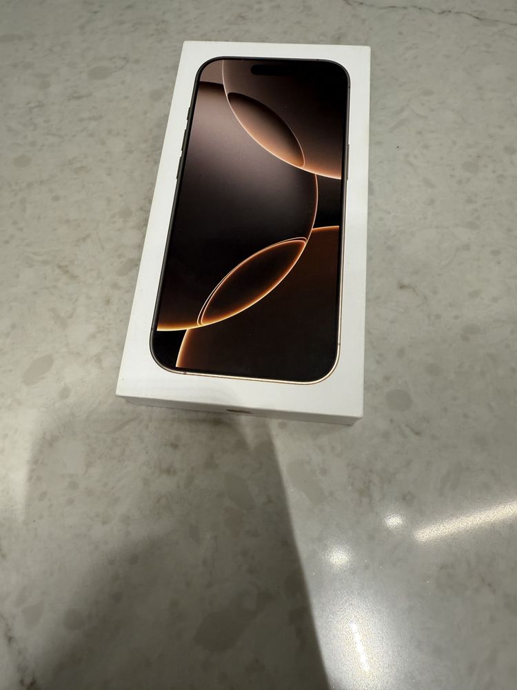 Iphone 16 Pro - 128 GB Titanium