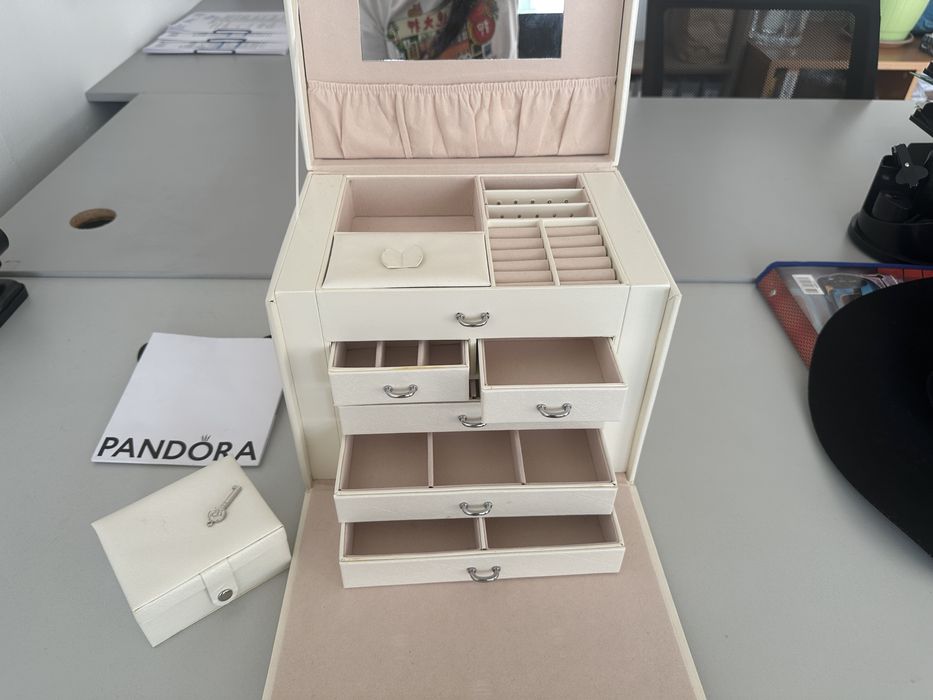 Шкатулка кейс сундук органайзер для украшений