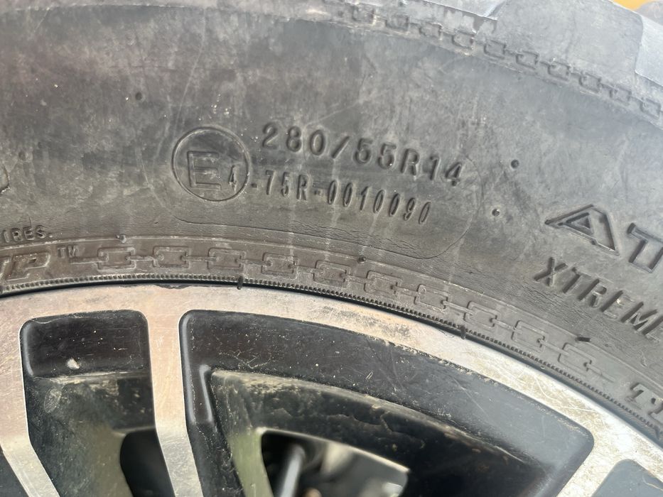 Jante can am r14 oret 5000lei se vand cu tot cu cauciucuri