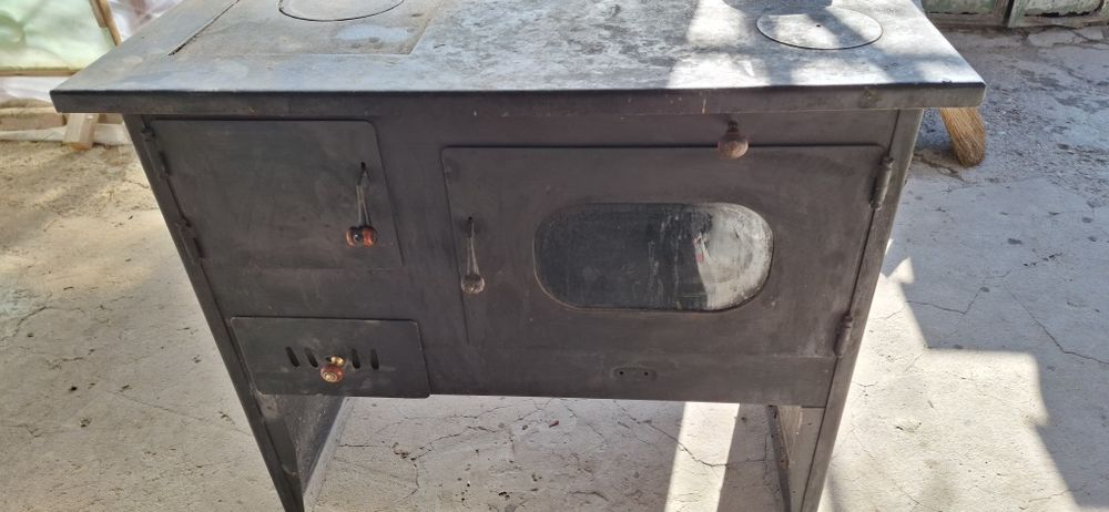 Готварска печка Прити с водна риза  12 кв.