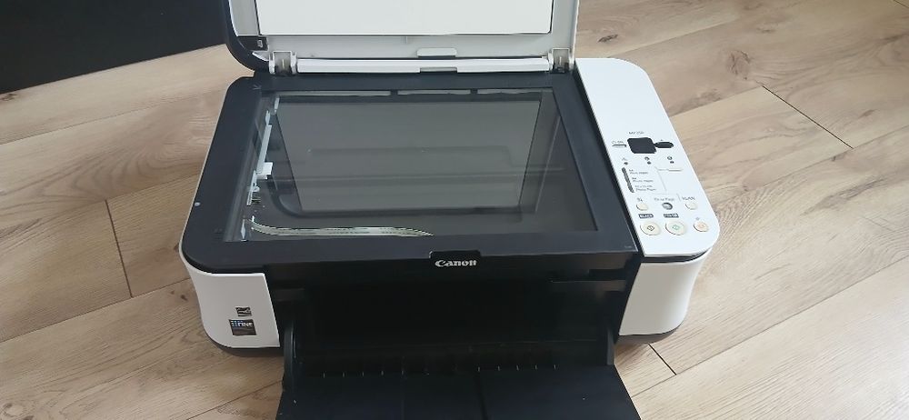 Vand imprimanta canon MP 250