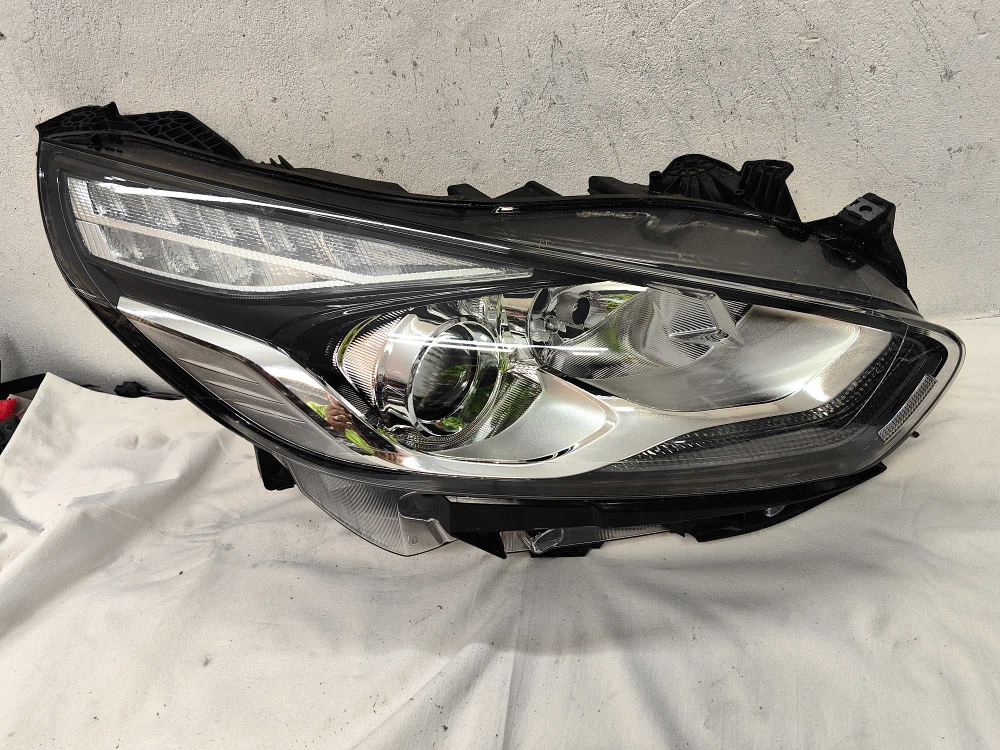 Оригинален фар Форд  Ford S-Max Led