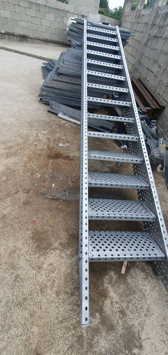 Scari zincate 80x27cm 14 trp