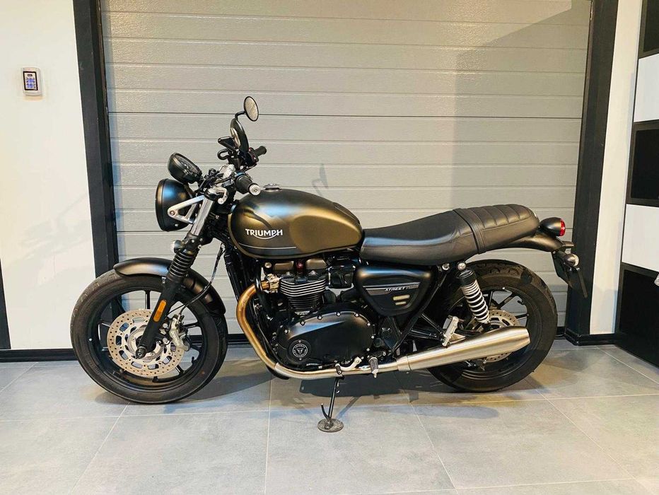 Motocicleta Triumph Street Twin 900 second 2022