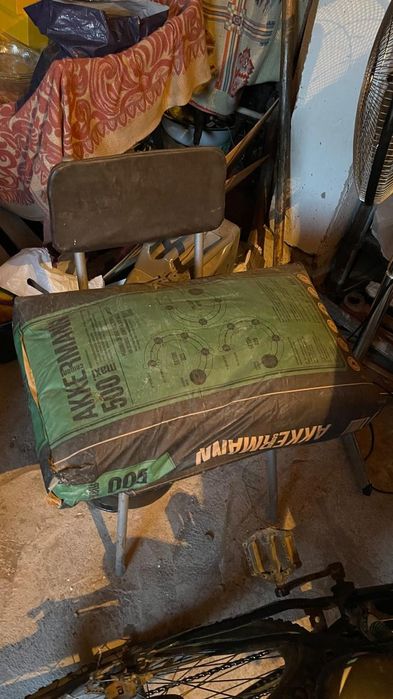 Продам  цемент и газовая плитка.