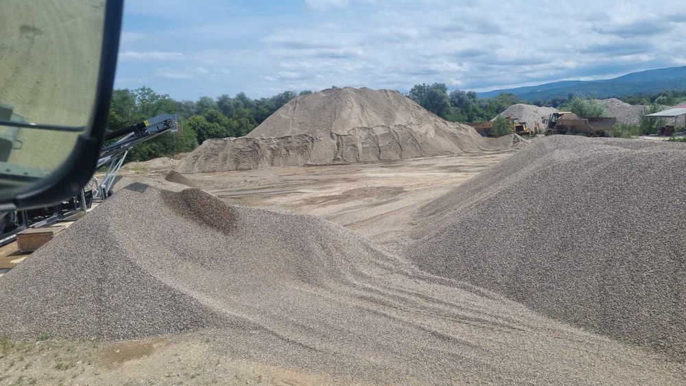 Vind sorturi agregate minerale de balastiera