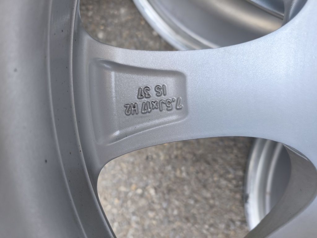 17" оригинални алуминиеви джанти за BMW F30...