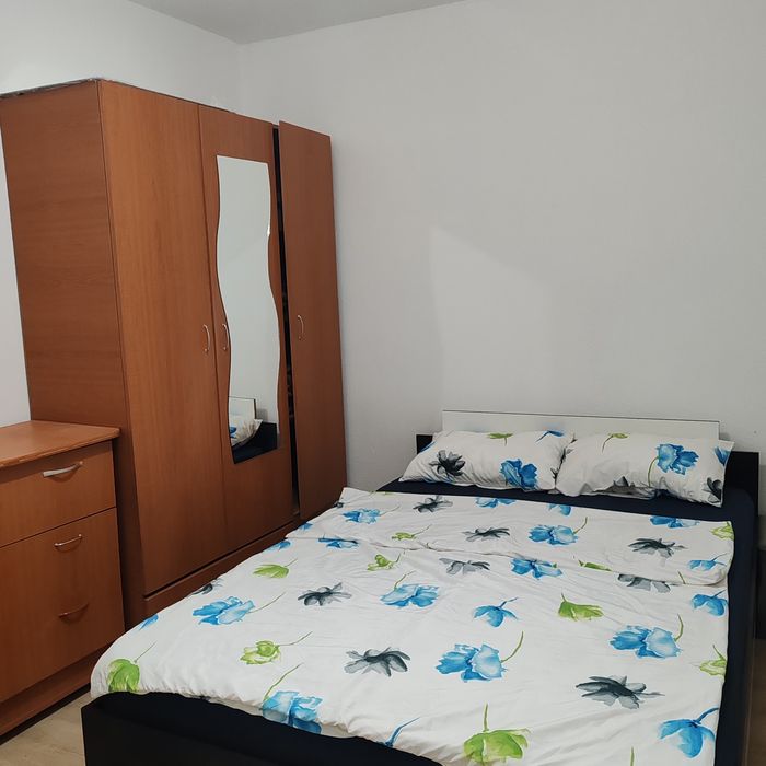 Proprietar, inchiriez ap 2 camere decomandate, Narcisaa