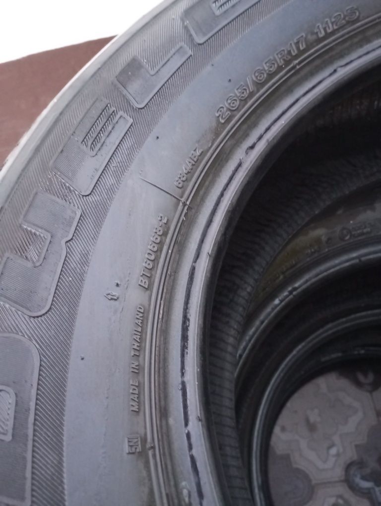 Продам шины фирмы bridgestone 265/65x17 б/у