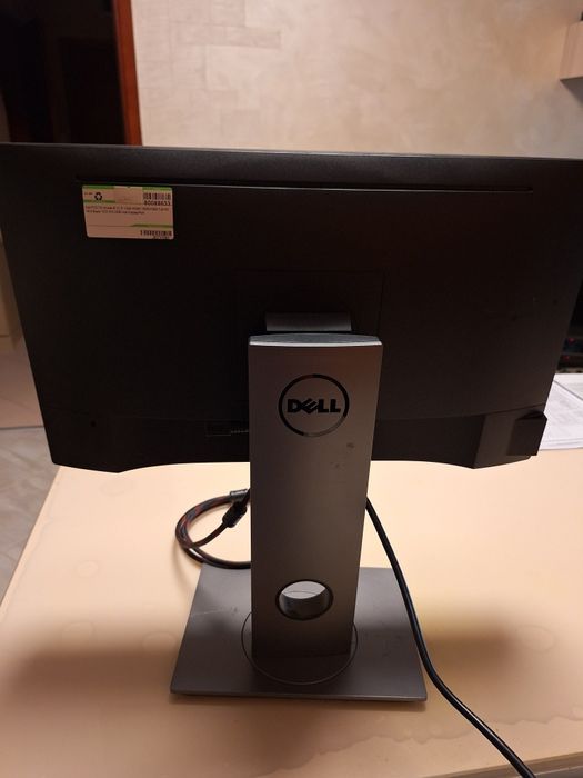 Монитор DELL 21.5 " VGA HDMI