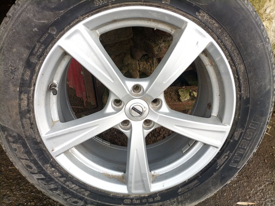 Jante Volvo 235/60 R18