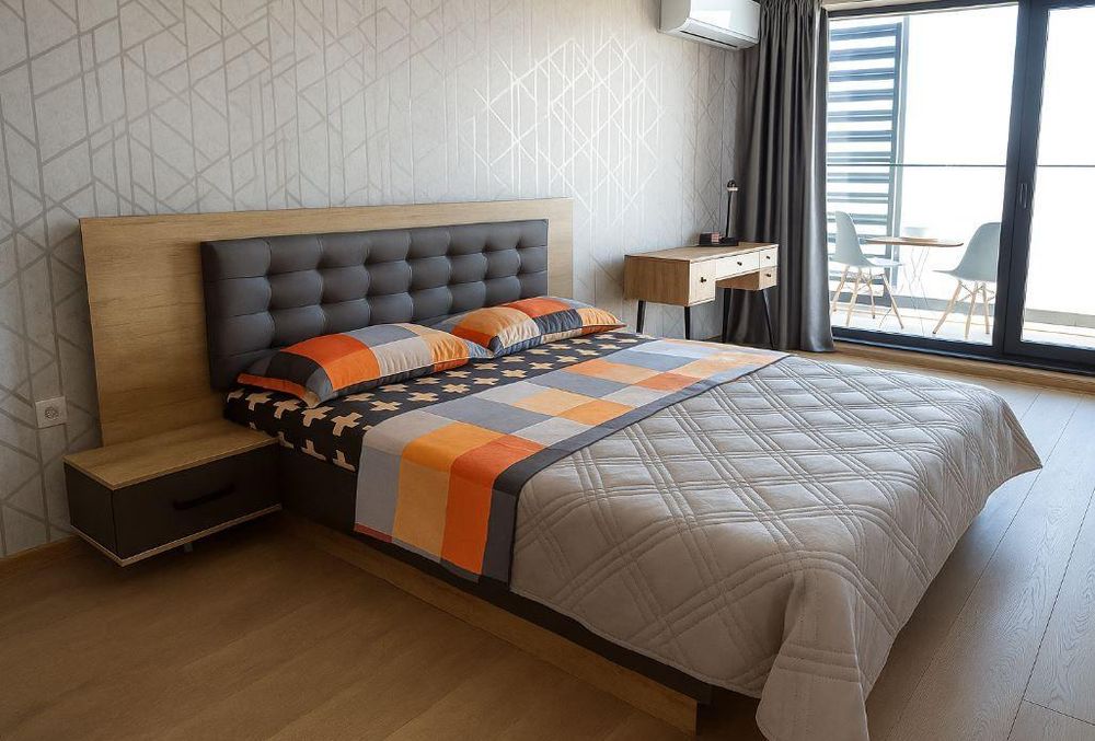 Дава се под наем Двустаен апартамент в Варна, Бриз - 76 кв.м за 950 € - Снимка #3