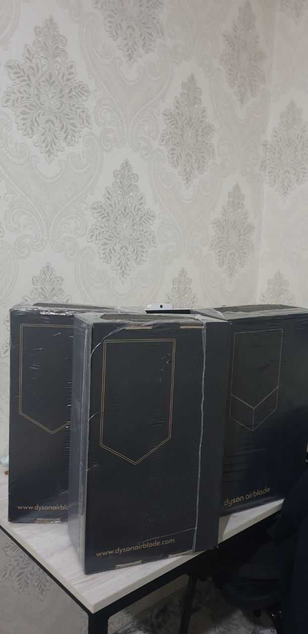 Dyson Сушилка для рук