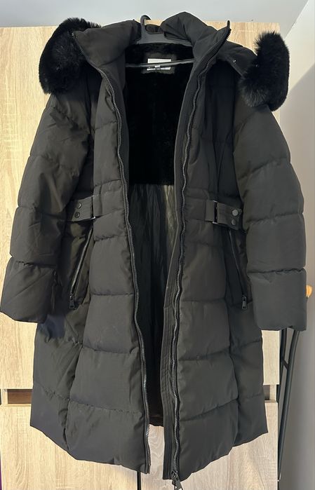 Geaca de iarna foarte groasa cu gluga