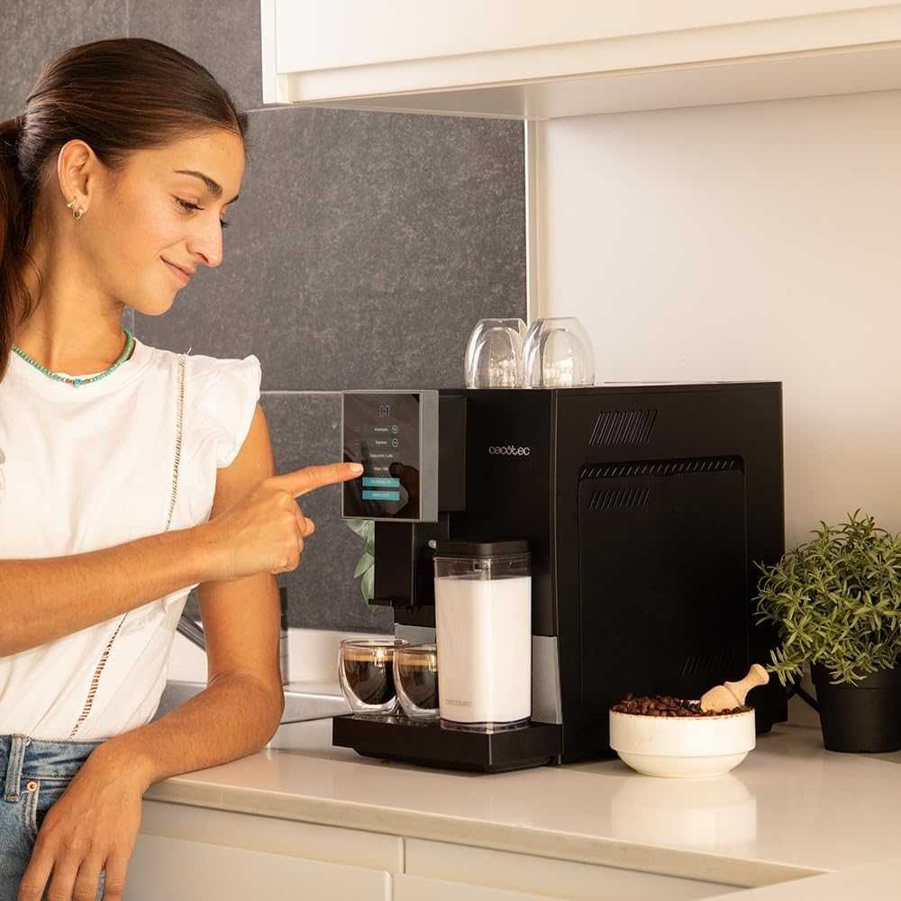 Кафеавтомат Cecotec Cremmaet Compactccino (Черно Сребро) 1350W