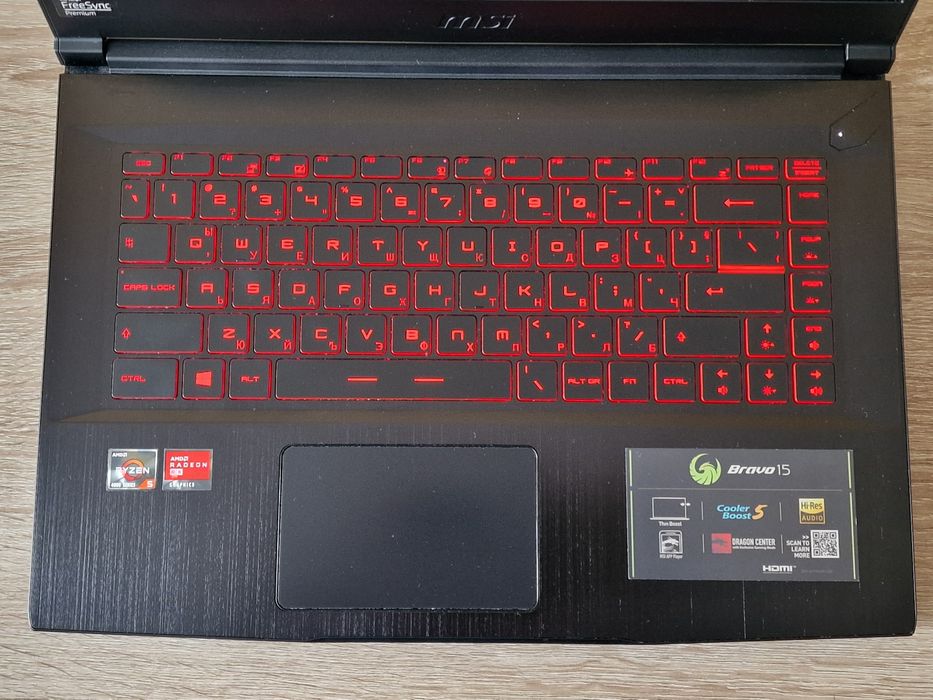 MSI Bravo 15 R5 4600H/RX 5500M/16GB RAM/512GB SSD