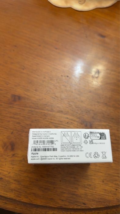 Airpods 4 Noice Cancellation Sigilat