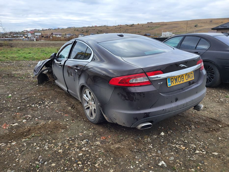 AVARIAT Jaguar XF 2010 Luna 10 3.0 Diesel euro 5 306DT Motor Range Rov