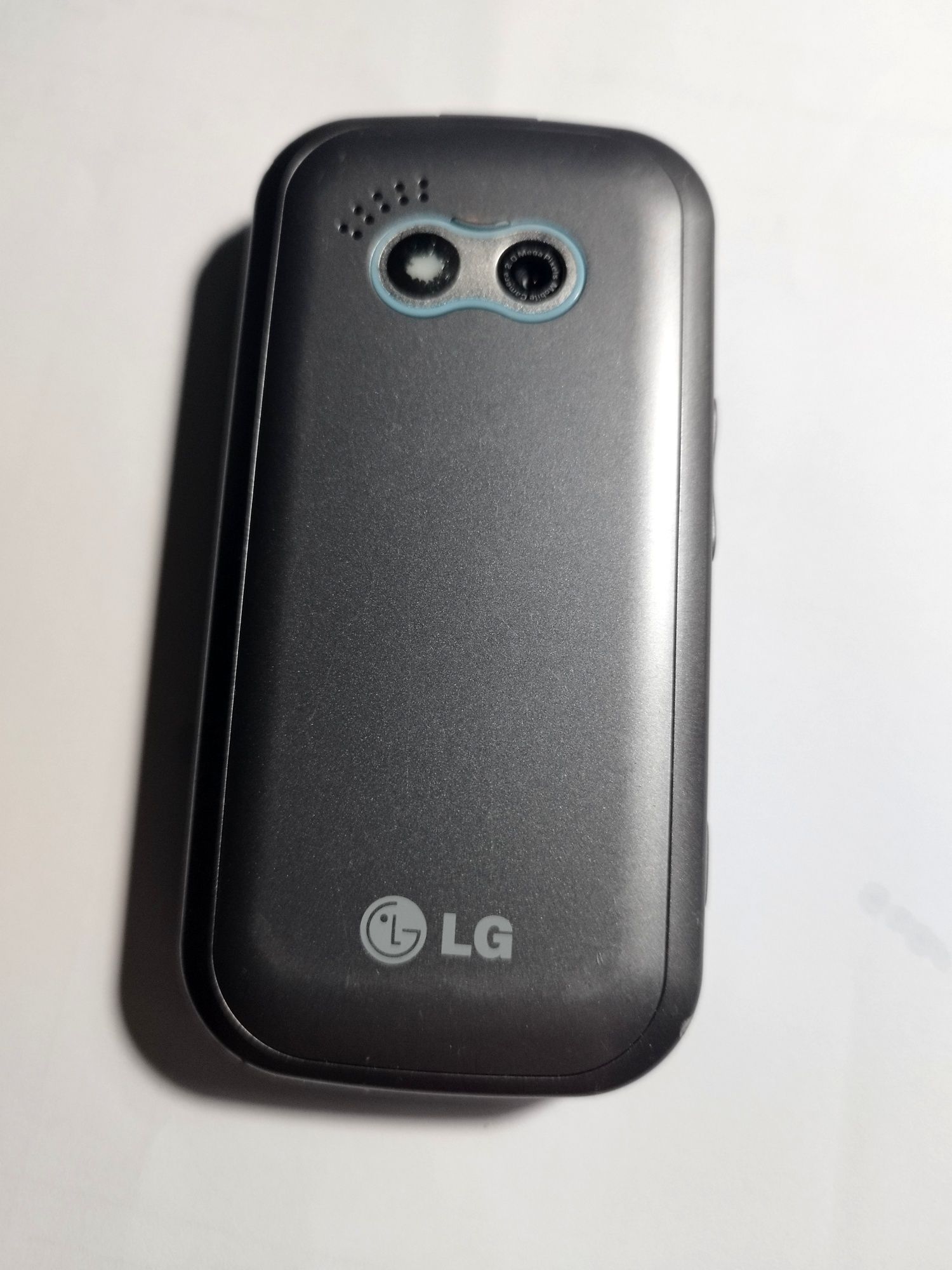 LG K360 liber de rețea ( testat Vodafone)