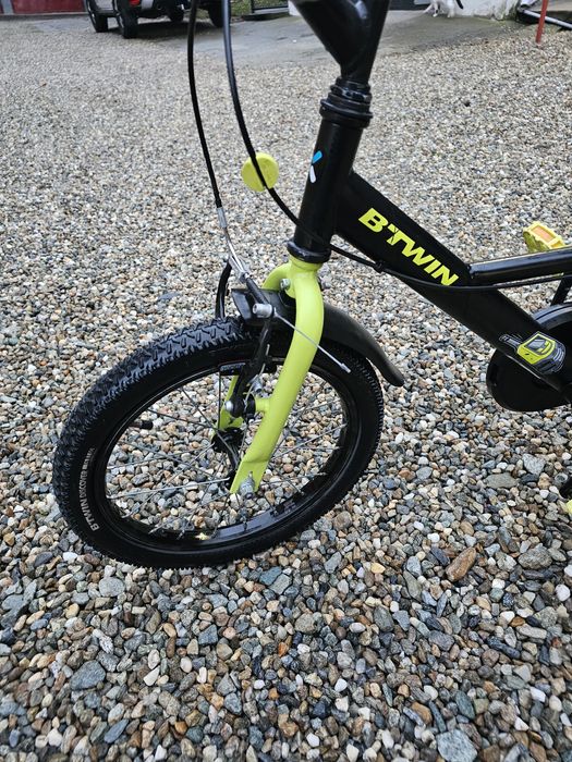 Bicicleta copii Btwin Robot 500 16" + casca + rotile ajutatoare Cube