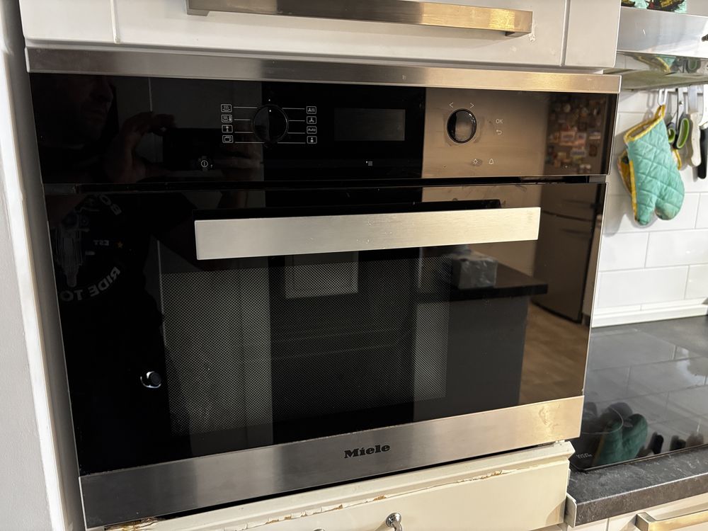 Парова фурна Miele - работеща, за части