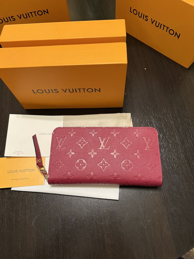 Portofel Louis Vuitton Culori Pink/Burguny Piele Cod Interior