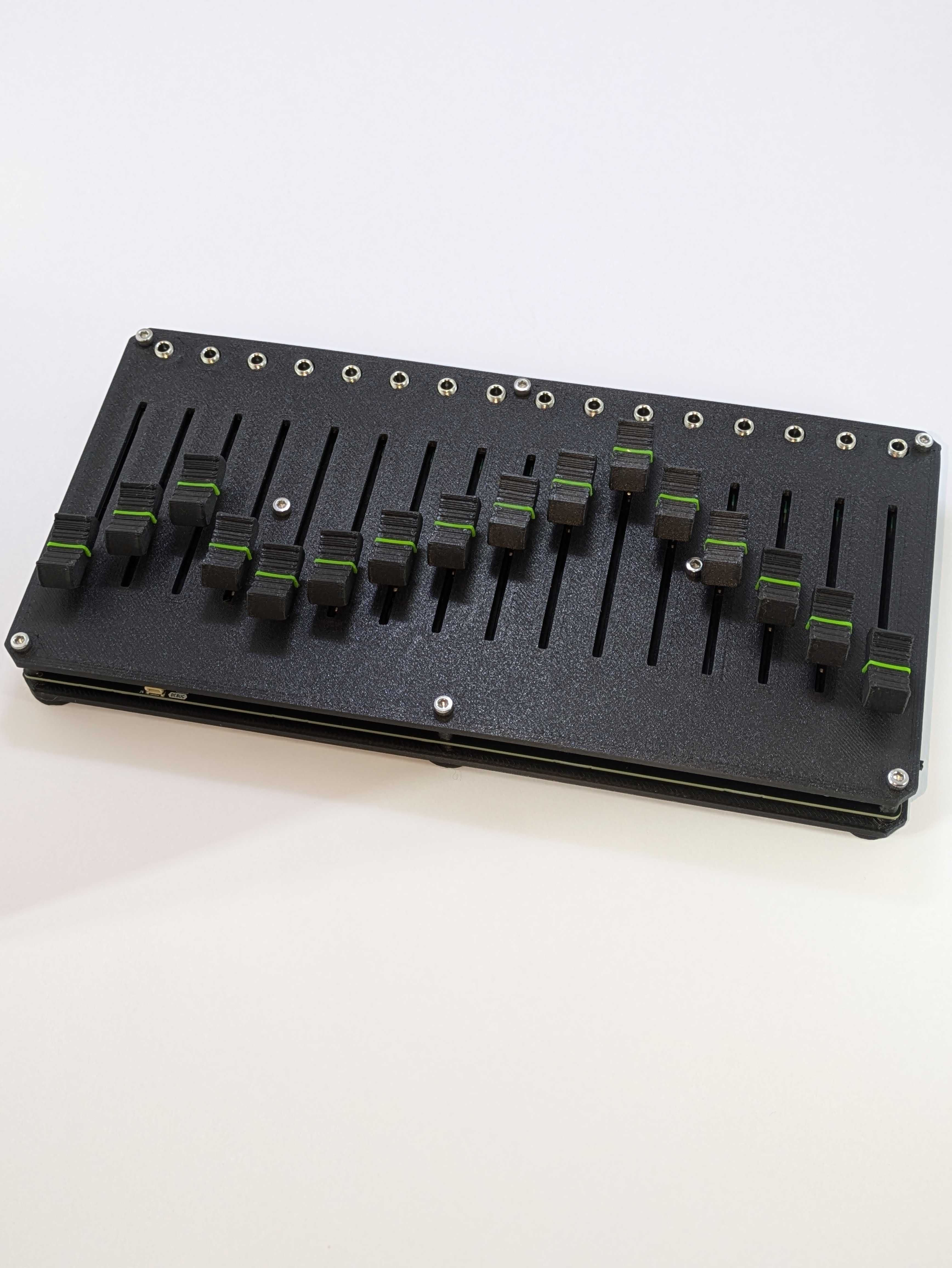 MIDI Controller / Faderbank 16x