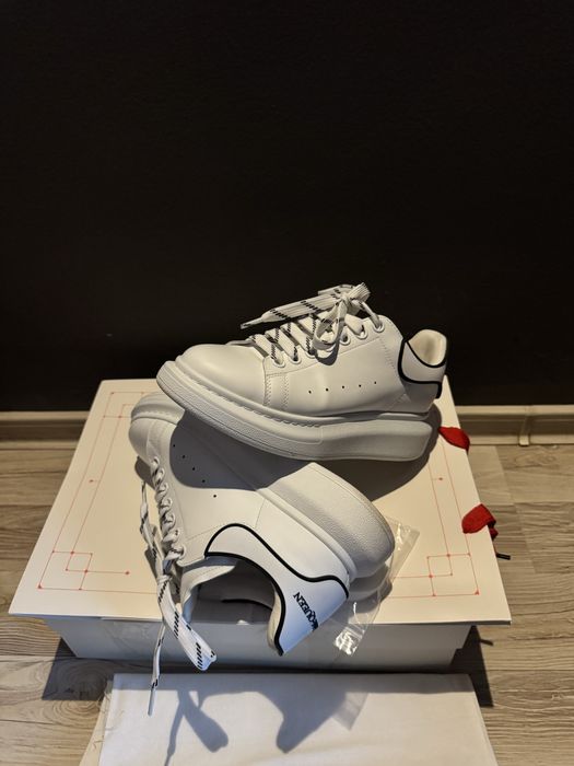 Alexander Mcqueen 39