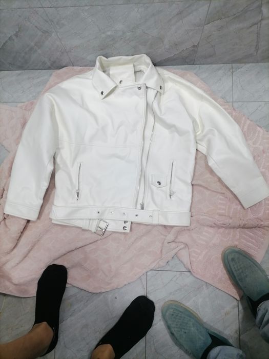 Продам лайковую куртку, 600.000