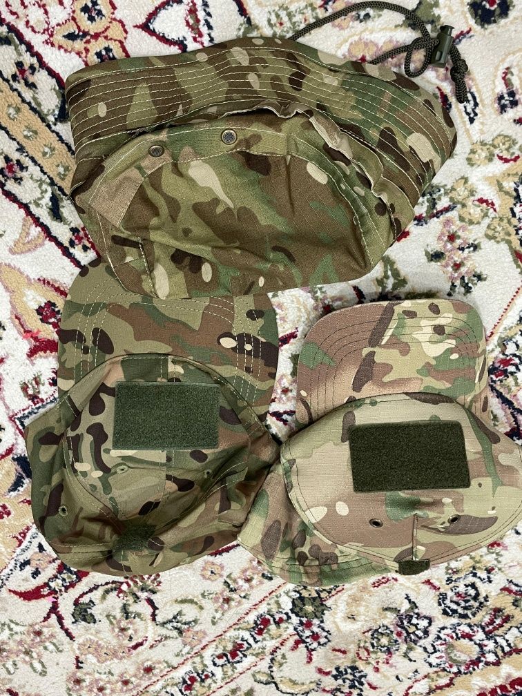 Военный киімдер әр түрлі өлшемде