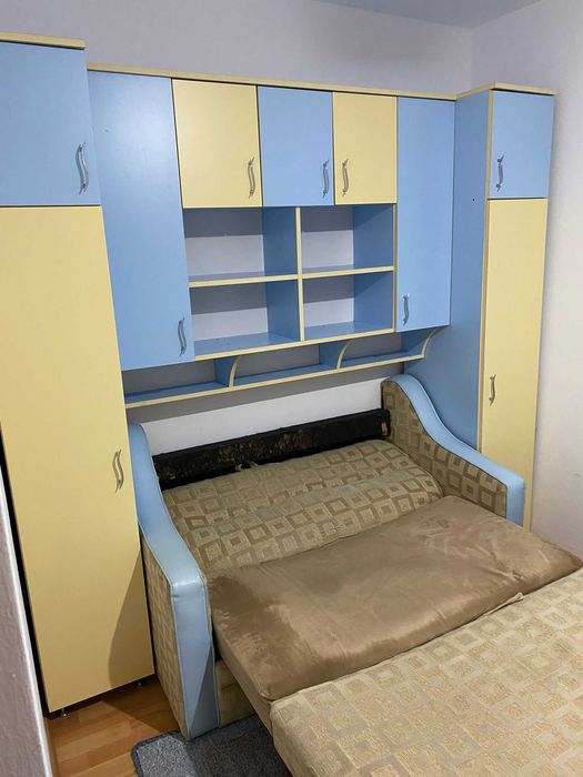 Dau in chirie apartament cu doua camere
