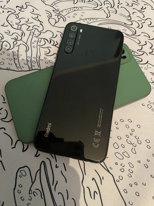 Pedmi note 8 в идеальном состояний