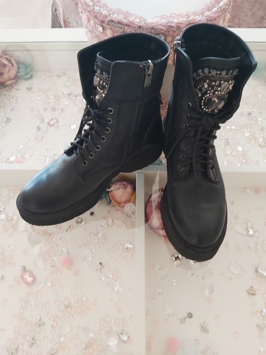 Боти Sara Pen номер 40