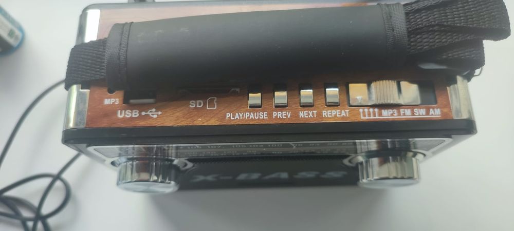 Radio cu stick și USB