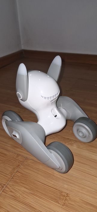 LOONA Bot - KEYi robot